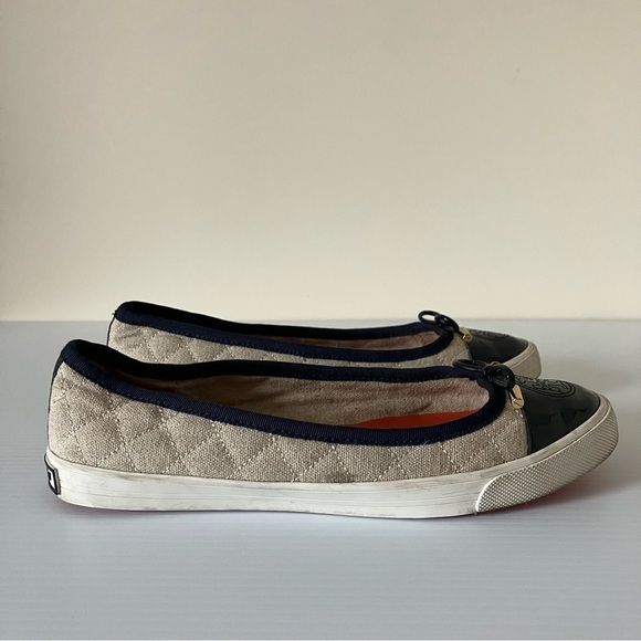 Tory Burch Skylar Quilted Linen Navy Blue Sneakers size 8 - Picture 4 of 7